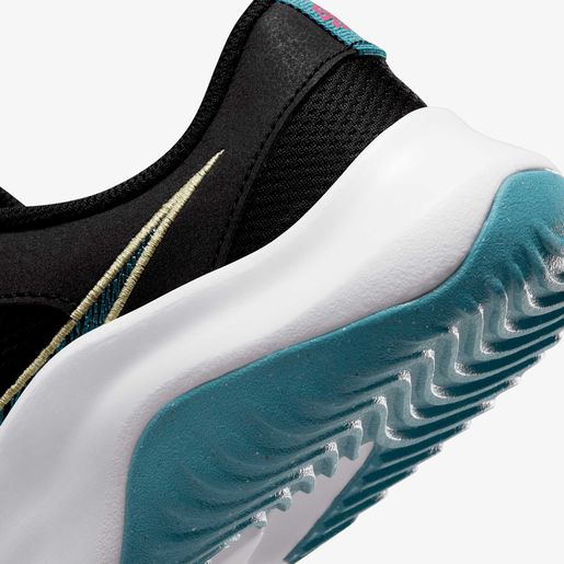Nike Legend Essential 3 Next Nature