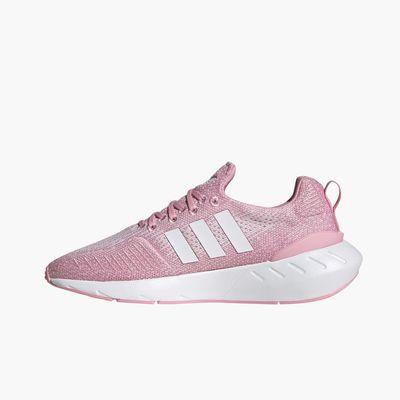 adidas Swift Run 22