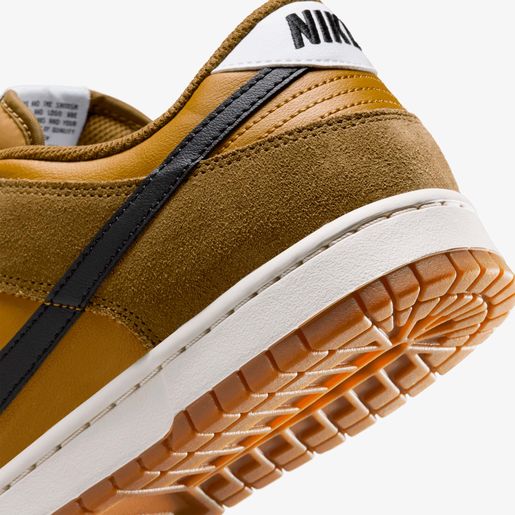Nike Dunk Low Retro SE