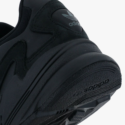 adidas Falcon