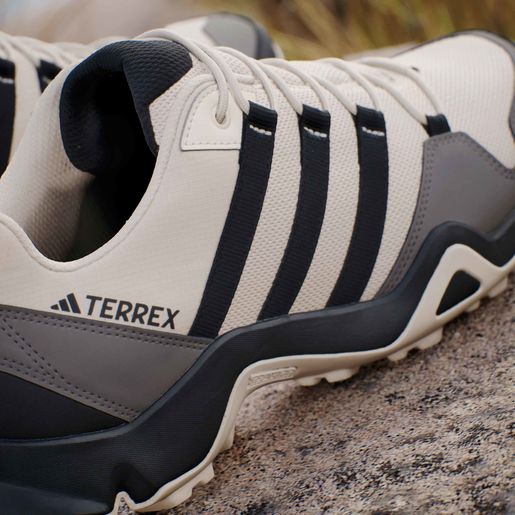 adidas Terrex AX2S