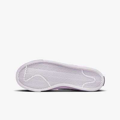 Nike Court Legacy