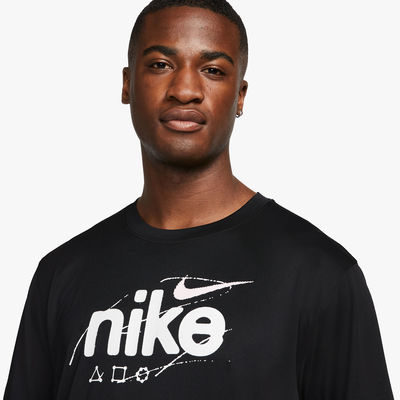Nike Dri-FIT Wild Clash