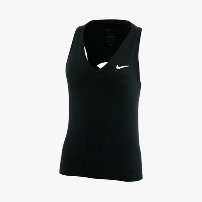 Nike Court Victory