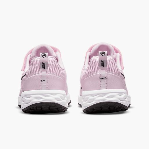 Nike Revolution 6