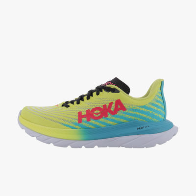 Hoka One One Mach 5 en promoción