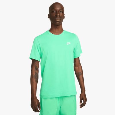Nike Sportswear Club