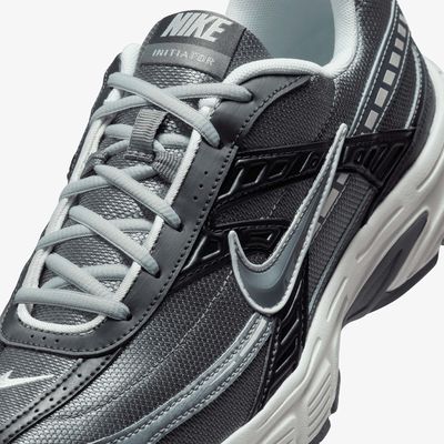 Nike Initiator