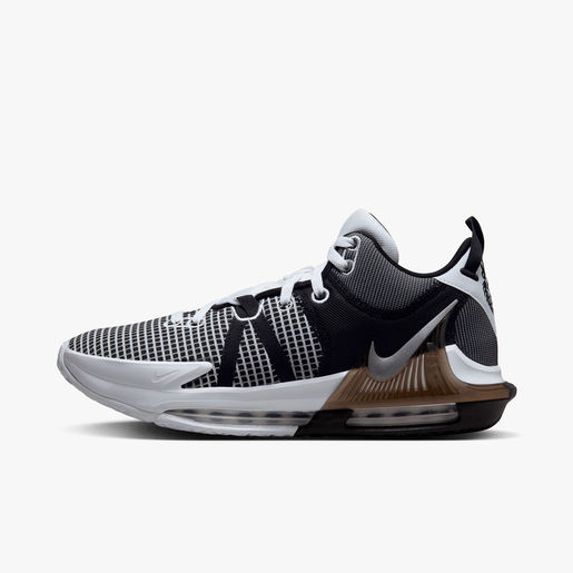 LeBron Witness 7
