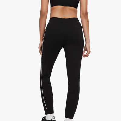 Nike Sportswear Essential