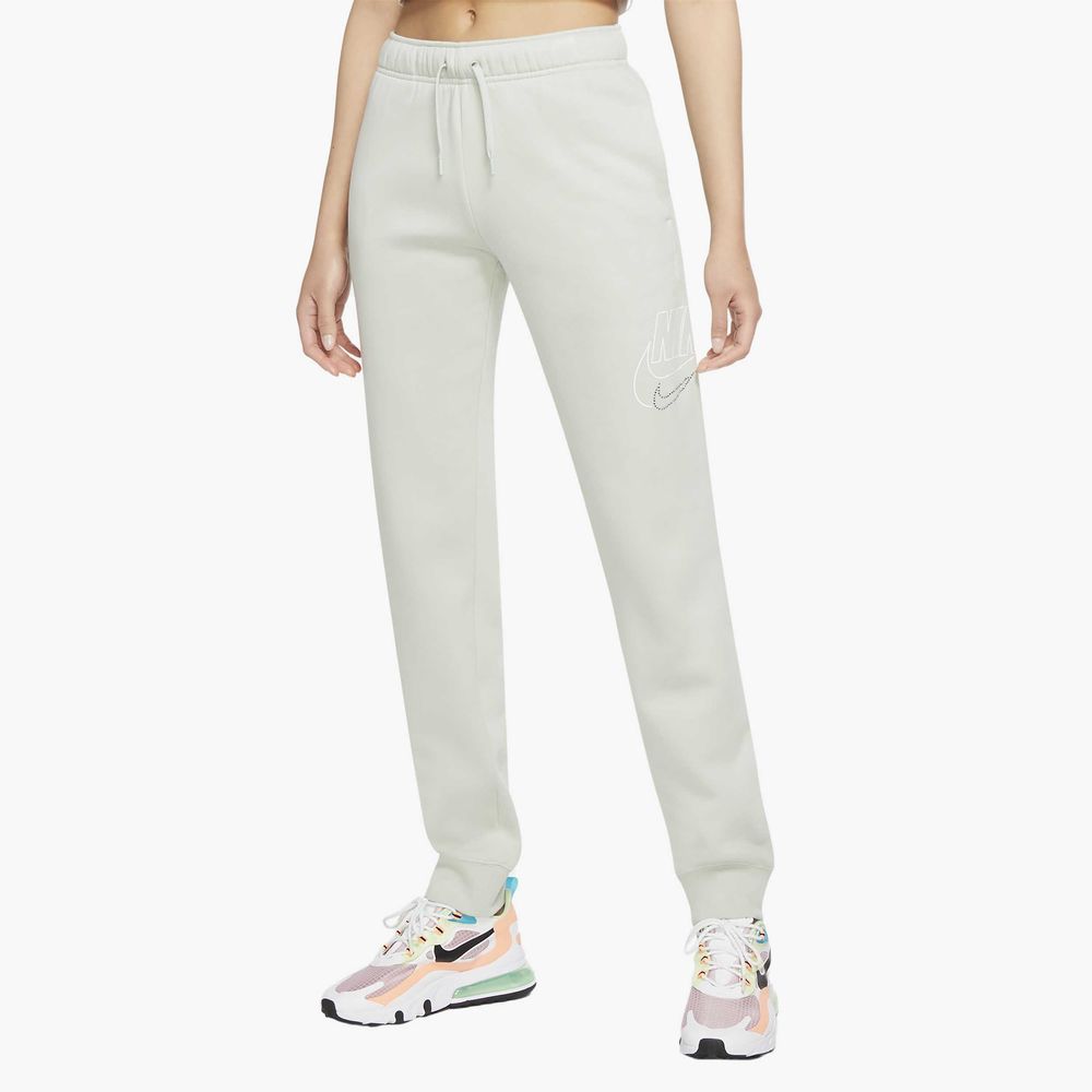 Nike Sportswear