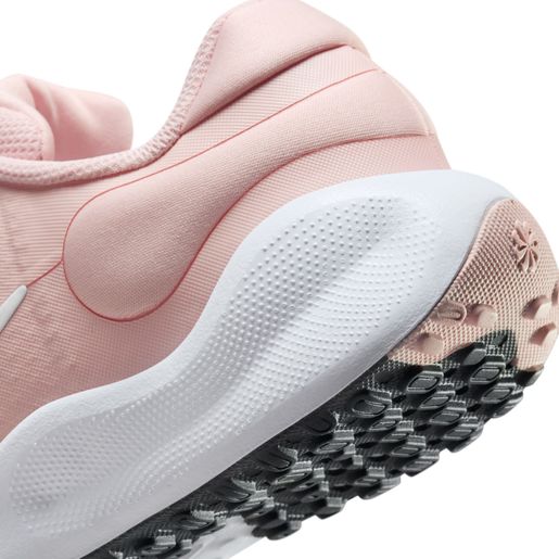 Nike Revolution 7
