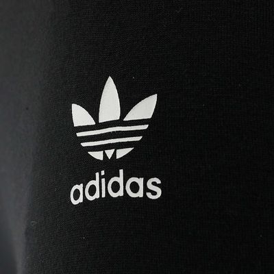 adidas Adicolor Essentials