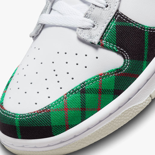 NIKE DUNK LOW RETRO PRM NOS