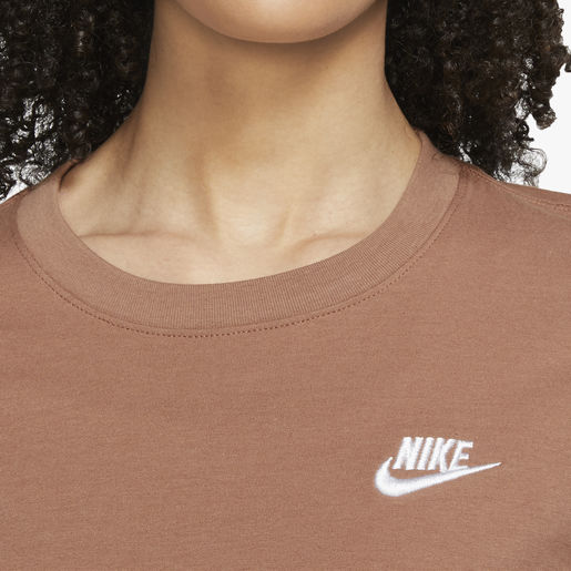 Nike Sportswear Club