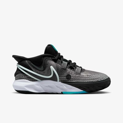 Kyrie 8 GO