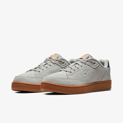 Nike Grandstand II