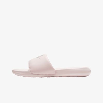 Nike Victori One