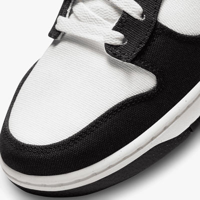 Nike Dunk Mid