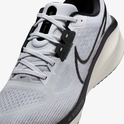 Nike Vomero 17