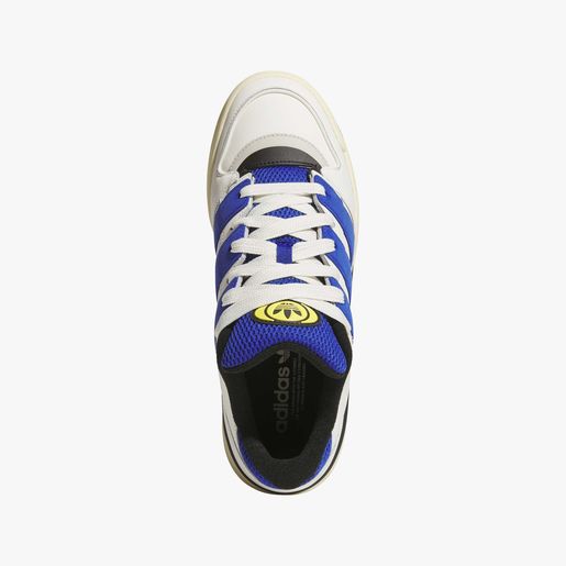 Adidas Forum2000