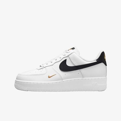 Nike Air Force 1 07 Essential