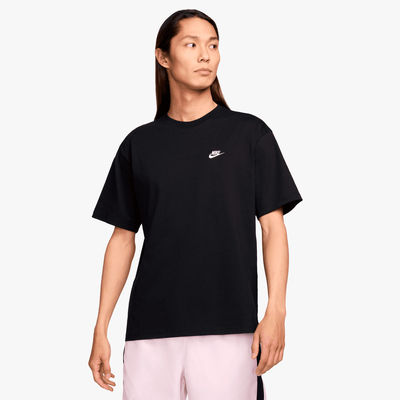Nike Sportswear Club