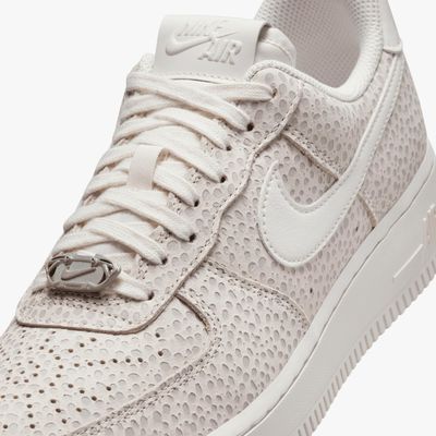 Nike Air Force 1 07 Premium