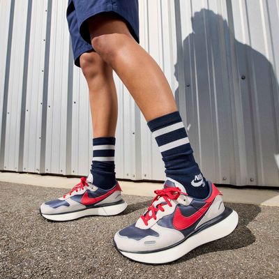 Nike Phoenix Waffle