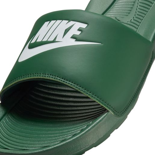Nike Victori One