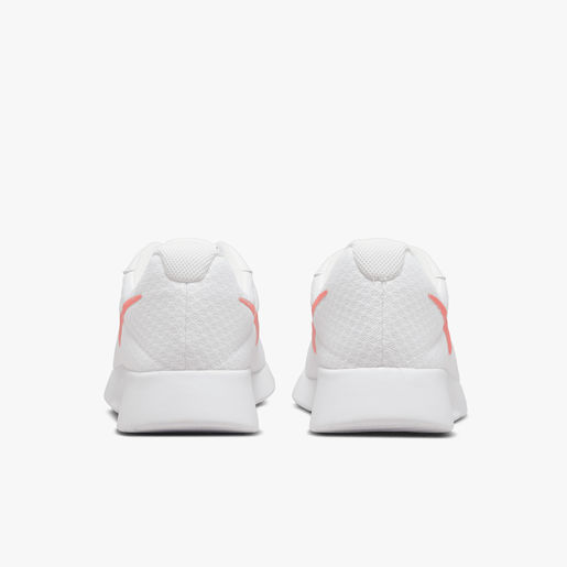 Nike Tanjun
