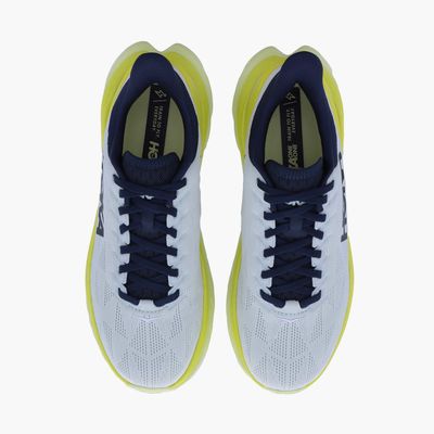 Hoka One One Mach 4