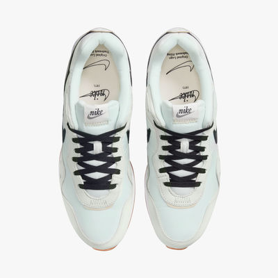 Nike Venture Runner