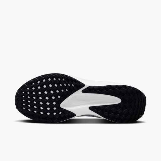 Nike Quest 6