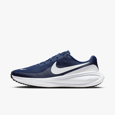 Nike Revolution 8