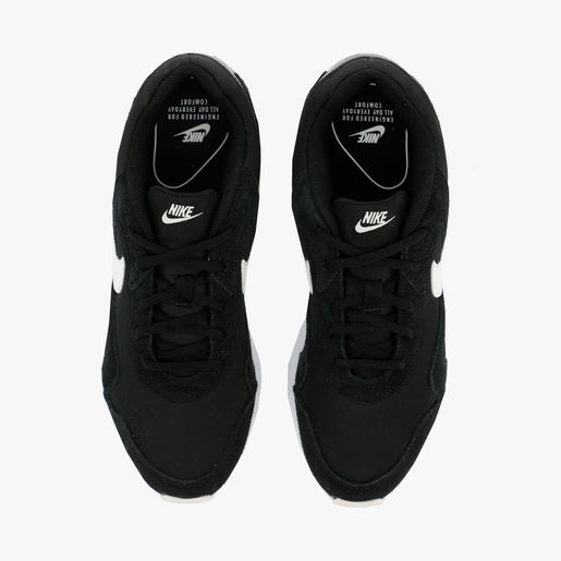 Nike Delfine