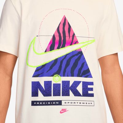 Nike Sportswear Club
