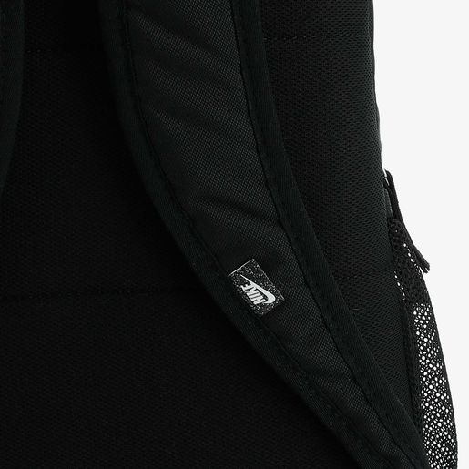 Nike Elemental