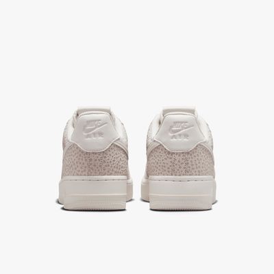 Nike Air Force 1 07 Premium