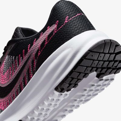 Nike Run Defy