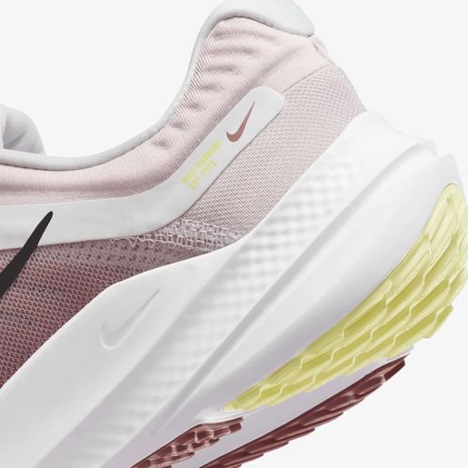 Nike Quest 5