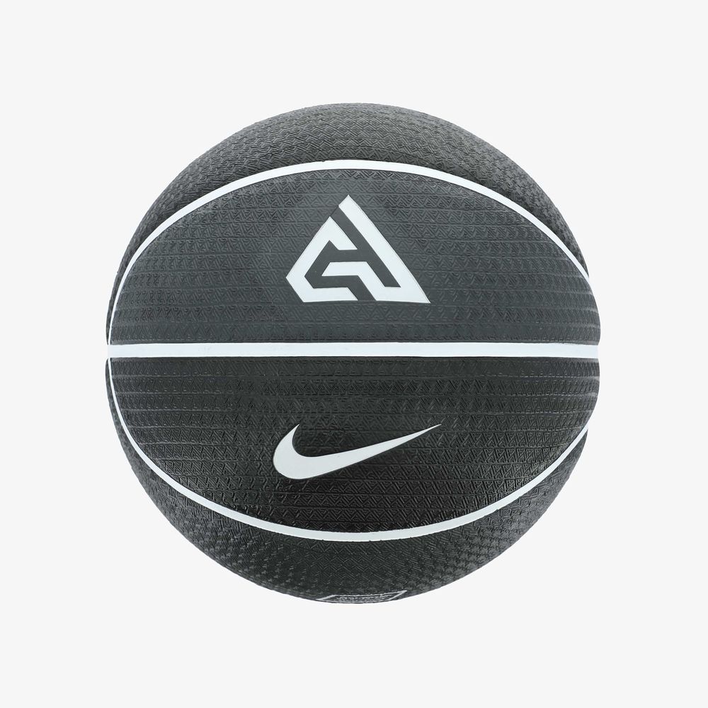 Nike Playground 8P