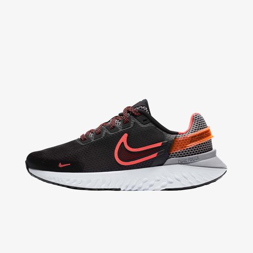 nike legend react triple black