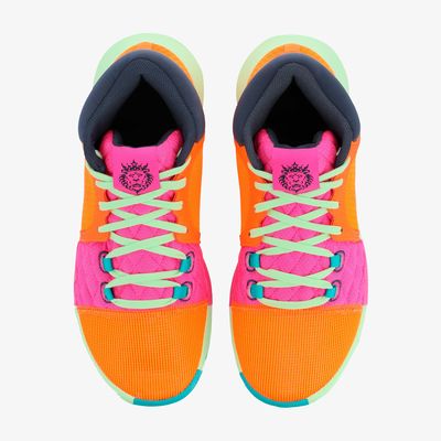 Nike LeBron Witness 8