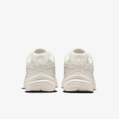 Nike Initiator