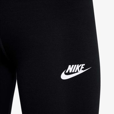 Nike Sportswear Classic