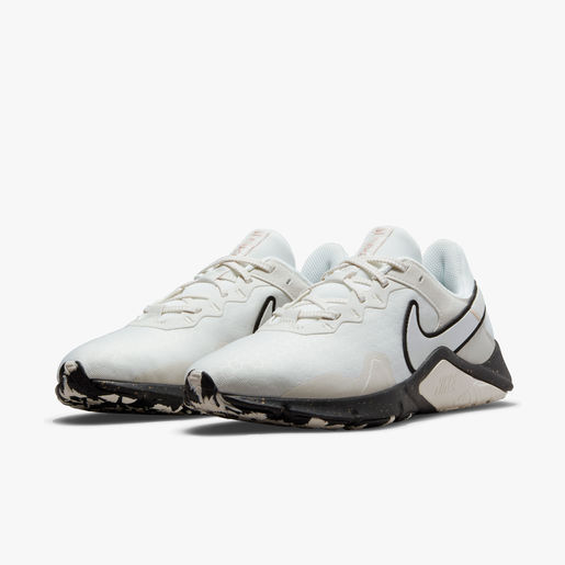 Nike Legend Essential 2