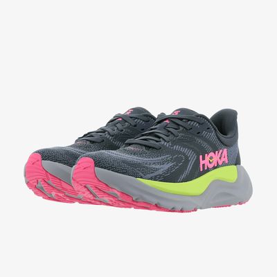 Hoka One One Arahi 8