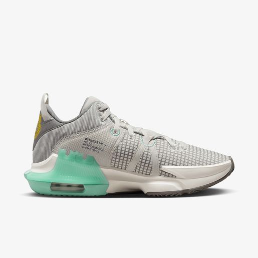 LeBron Witness 7