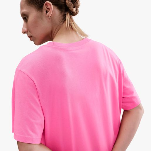 Nike Camiseta Sportswear Essential